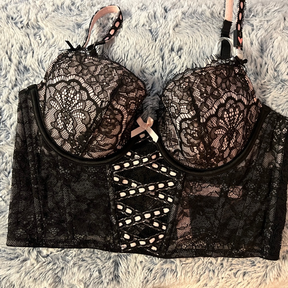 ⭐️LAST CHANCE⭐️NWT Victorias Secret bustier top size Small